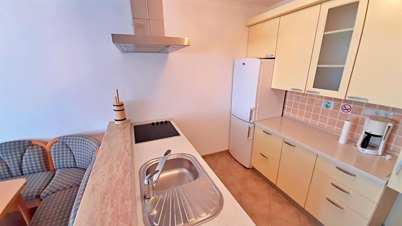Apartments Stare Duce 6 Omis Exterior photo